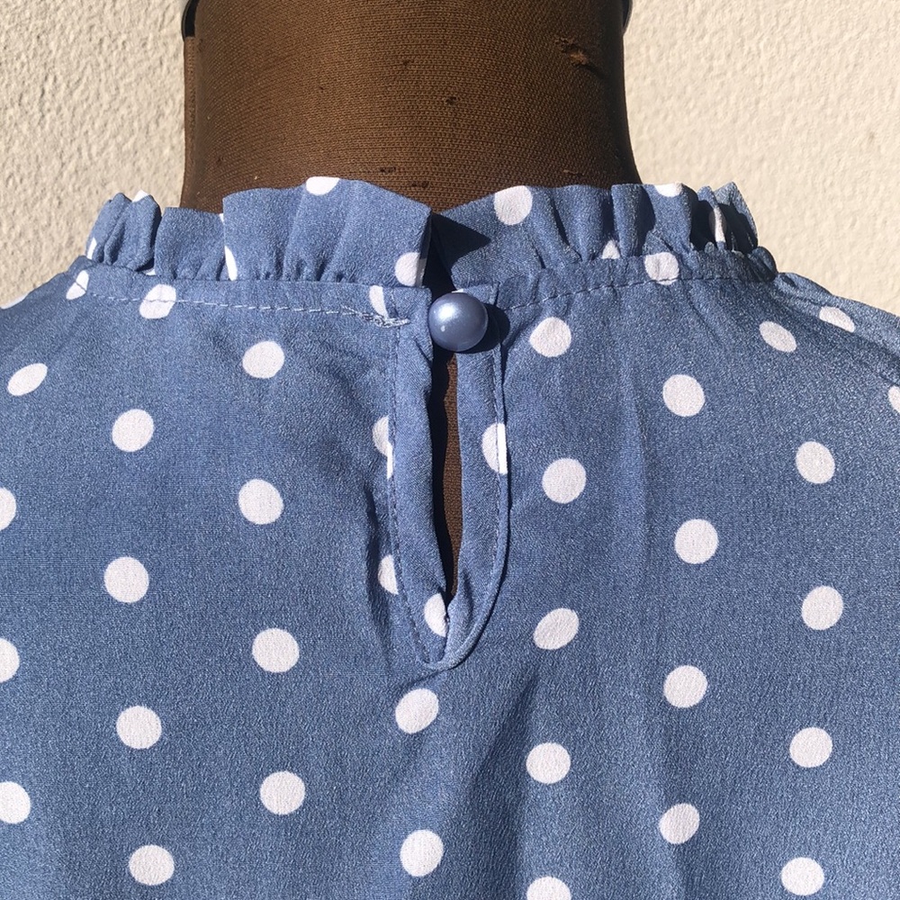 (👚3 for $20) Lightweight blue-grey white polka dot top M- to fit size 10 shein - Picture 5 of 5